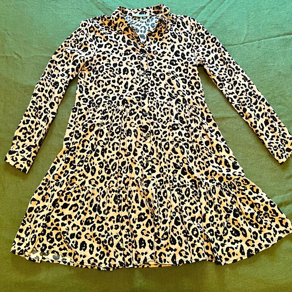 Animal print Stradivarious dress.